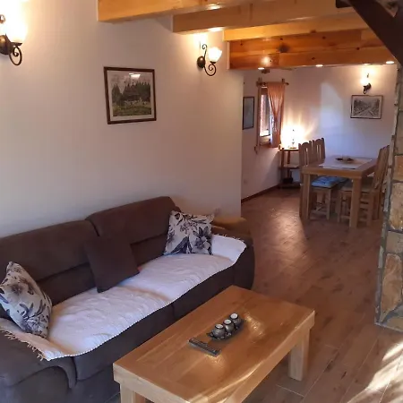 Nyaraló Mountain House Tadic 2