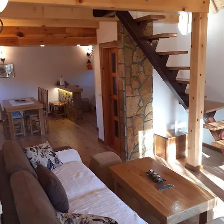 Mountain House Tadic 2 Nyaraló *