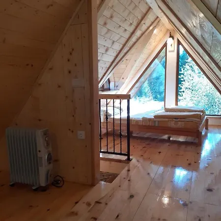 Mountain House Tadic 2 *